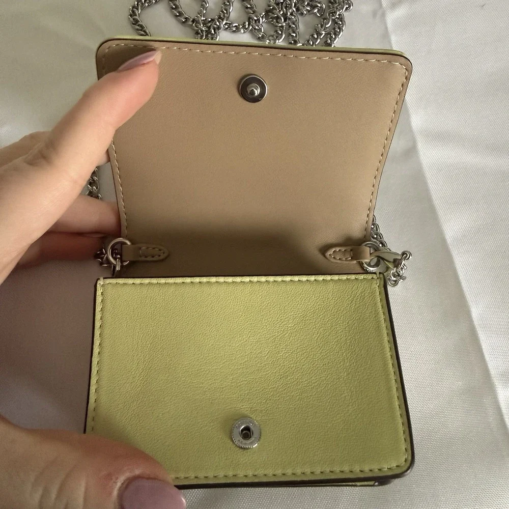 Coach Mini Wallet On A Chain With Puffy Diamond Quilting Light Lime Green Silver